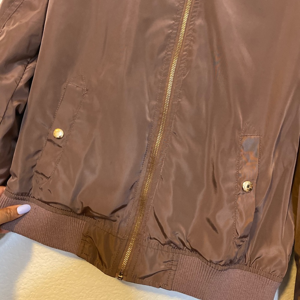 Jacket - Picture 4 of 6